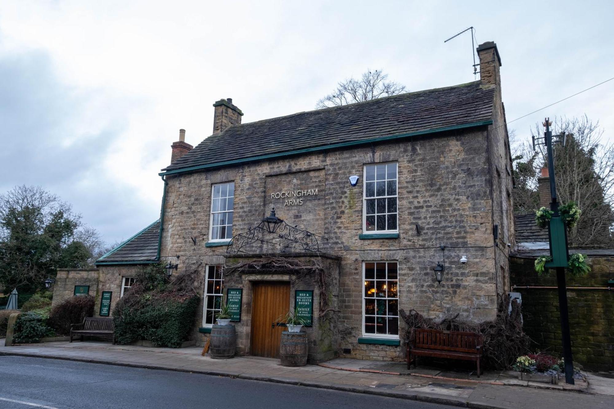 Rockingham Arms By Greene King Inns Wentworth  Luaran gambar